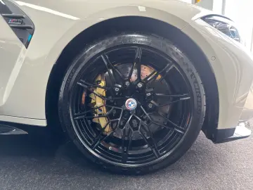 BMW M3 Touring xDrive Competition KERAMIKBREMSSYTEM