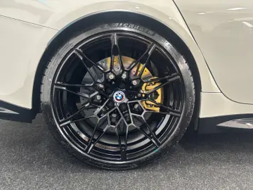 BMW M3 Touring xDrive Competition KERAMIKBREMSSYTEM