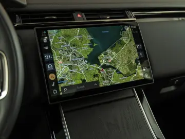 Land Rover Range Rover Velar R-DYNAMIC SE P400e PANO-21
