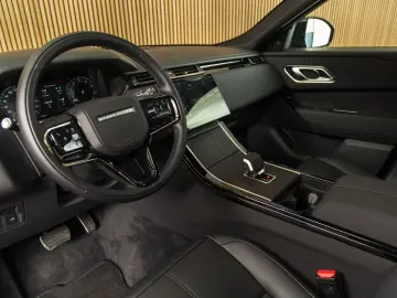 Land Rover Range Rover Velar R-DYNAMIC SE P400e PANO-21