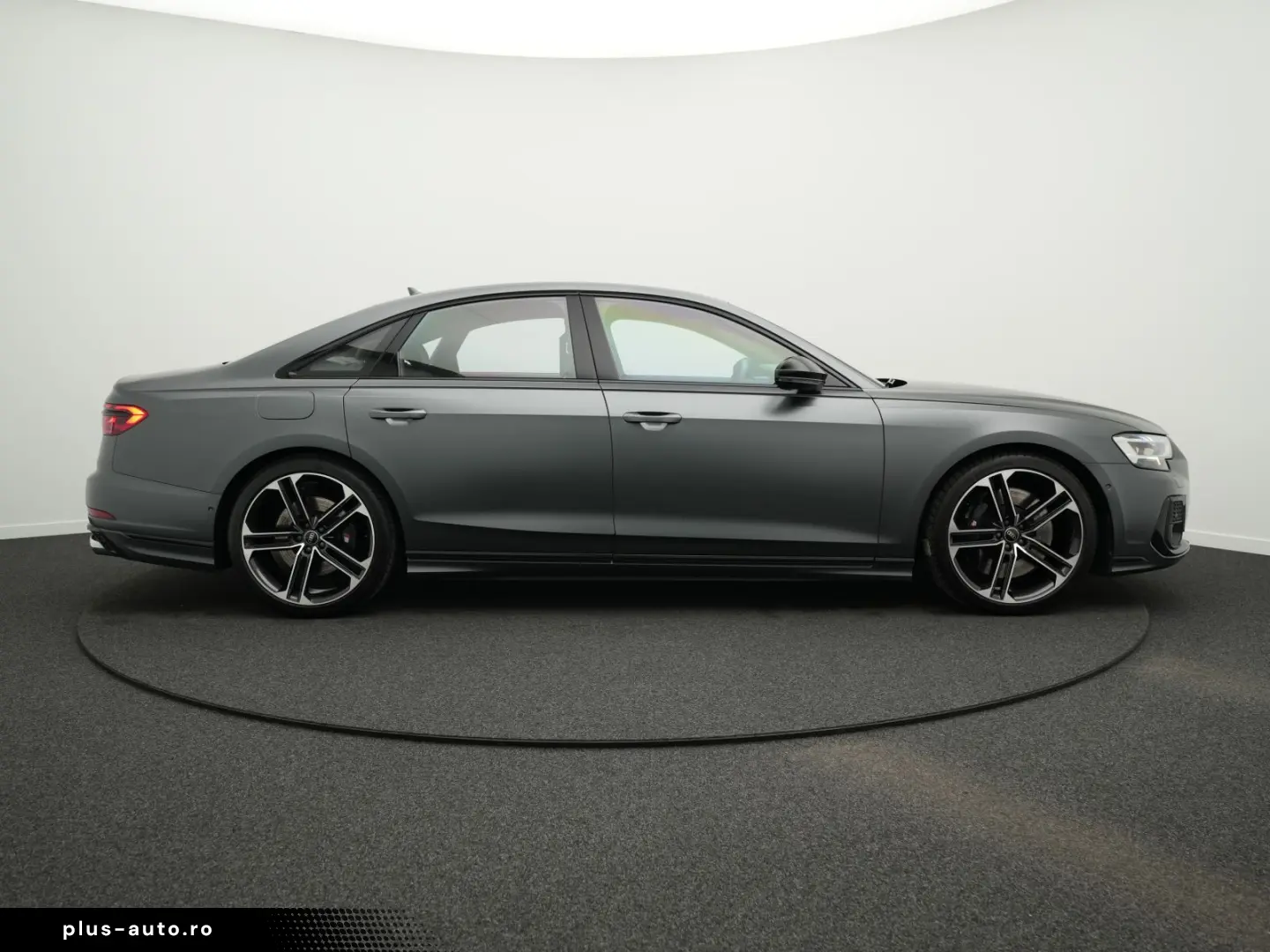 AUDI S8 TFSI quattro  MATRIX PANO AHK B&O StdHz