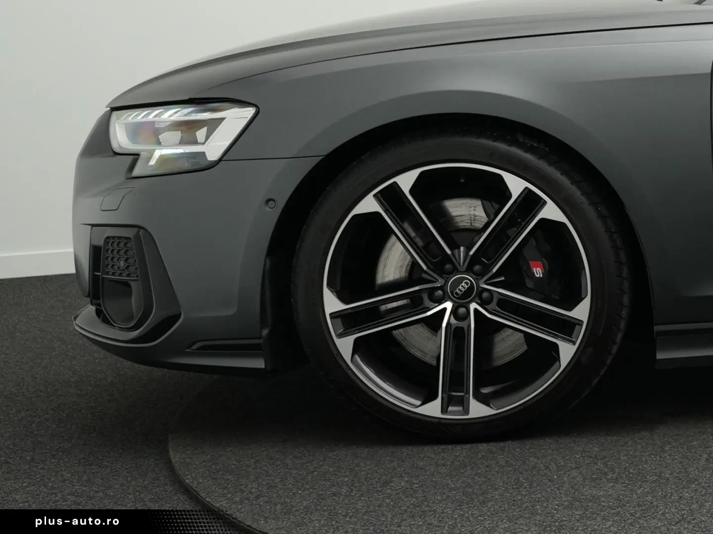 AUDI S8 TFSI quattro  MATRIX PANO AHK B&O StdHz