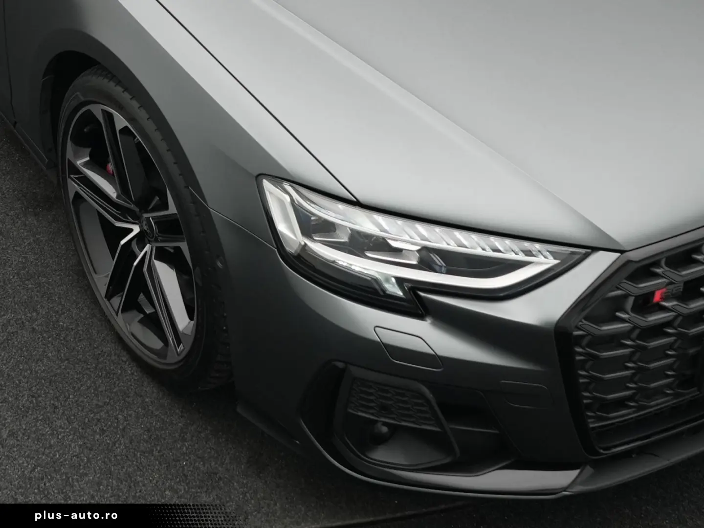 AUDI S8 TFSI quattro  MATRIX PANO AHK B&O StdHz