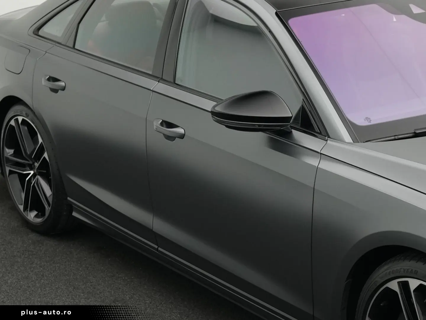 AUDI S8 TFSI quattro  MATRIX PANO AHK B&O StdHz