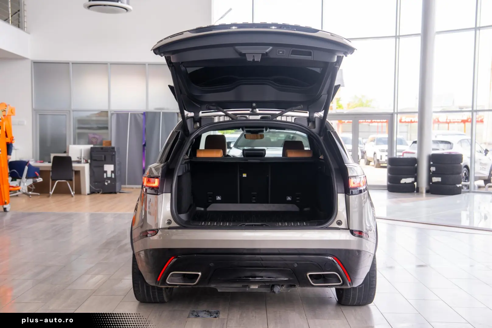Land Rover Range Rover Velar 2.0L I4 DSL HIGH DOHC