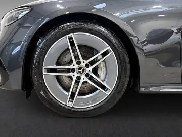 Mercedes-Benz E 220 d AMG DIGITAL DISTRO Burme Memo HuD 360