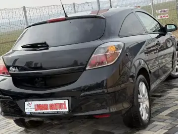 Opel Astra H