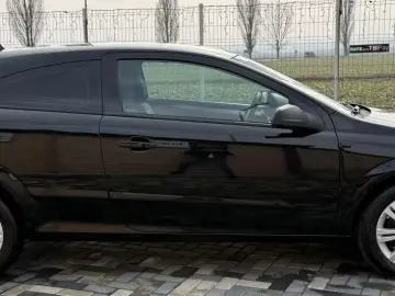 Opel Astra H
