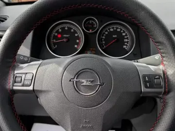 Opel Astra H