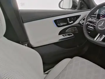 Mercedes-Benz E 220 d AMG Superscreen Airmatic HAL360