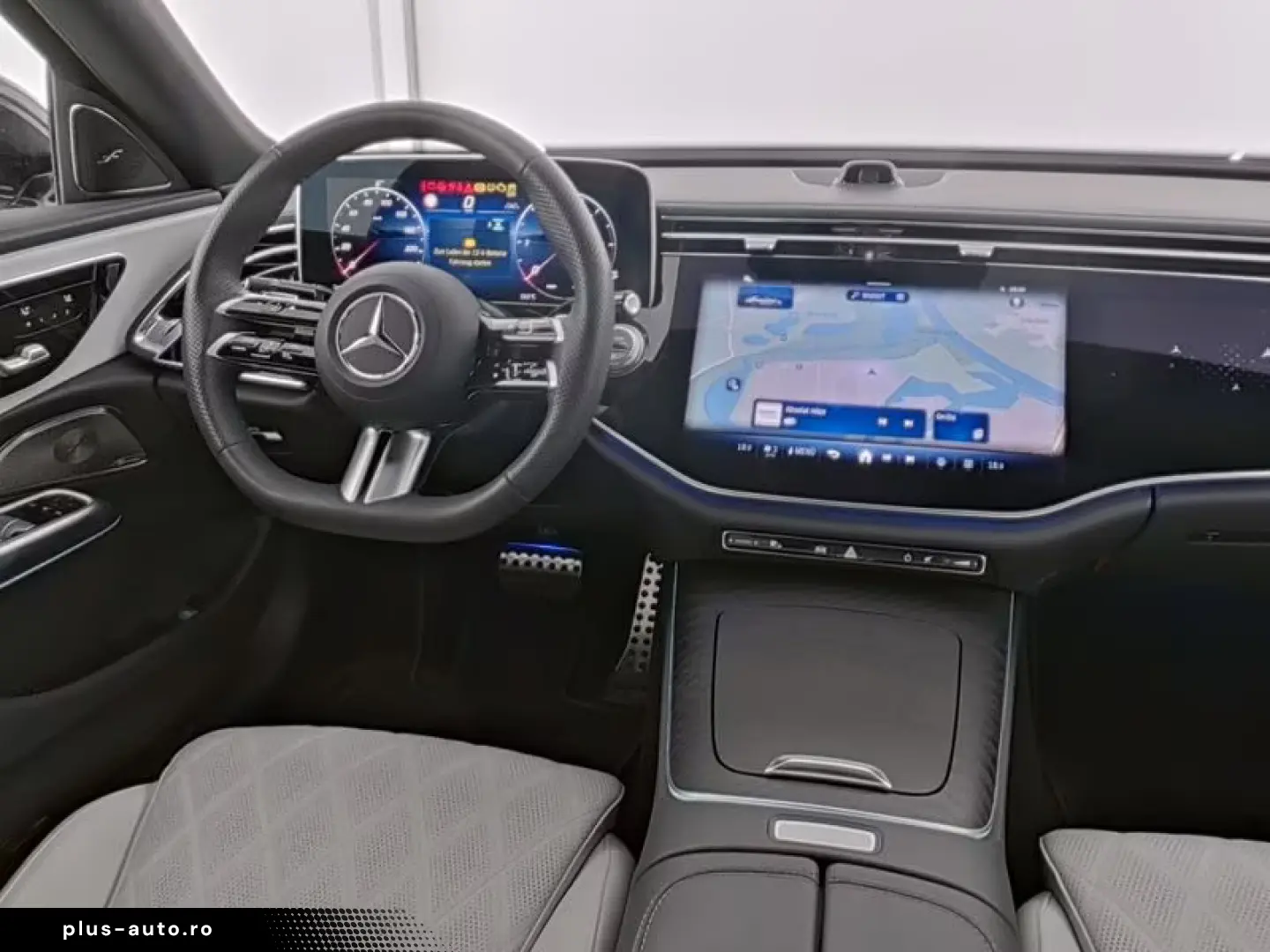 Mercedes-Benz E 220 d AMG Superscreen Airmatic HAL360