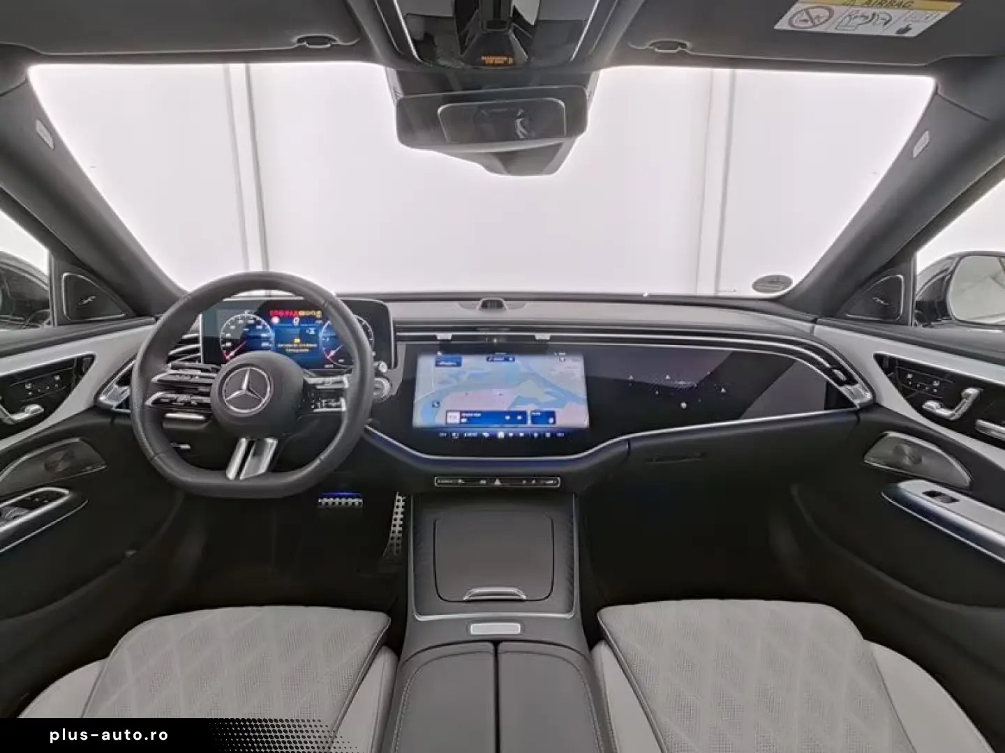 Mercedes-Benz E 220 d AMG Superscreen Airmatic HAL360