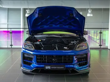PORSCHE Cayenne Coupé 4.0 Turbo E-Hybrid GT PTS