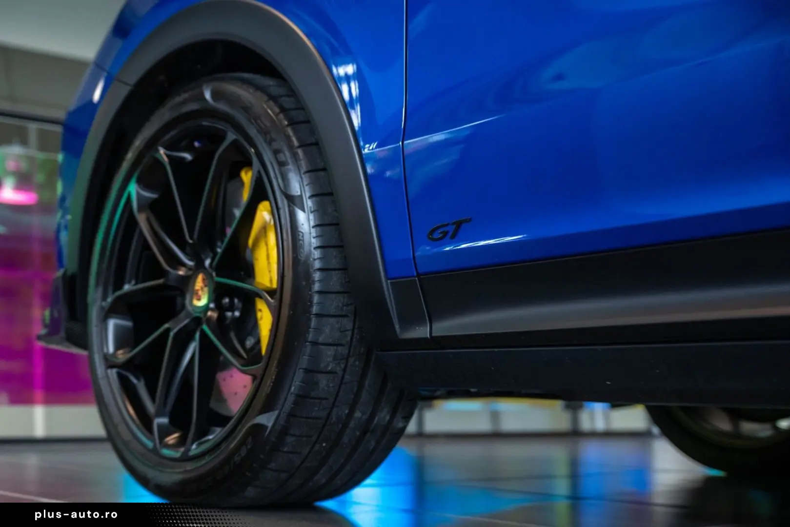 PORSCHE Cayenne Coupé 4.0 Turbo E-Hybrid GT PTS