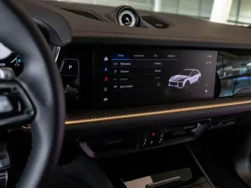 PORSCHE Cayenne Coupé 4.0 Turbo E-Hybrid GT PTS