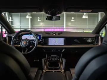 PORSCHE Cayenne Coupé 4.0 Turbo E-Hybrid GT PTS