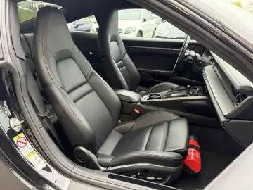 PORSCHE 911 992 CARRERA 2  BOSE  360   90L  SPORT CHRONO