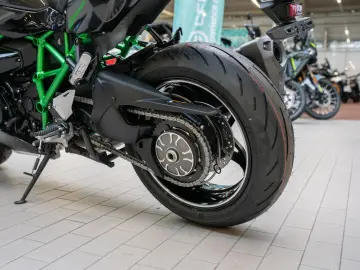 KAWASAKI Ninja H2 SX SE  Mod 2026  4 JAHRE GARANTIE