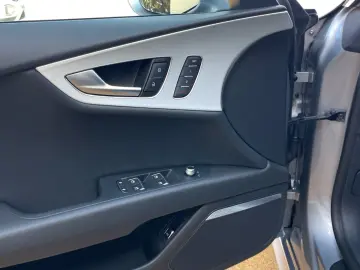 Audi A7 3.0TDI  320CP  SLINE  Matrix  Piele  Bose  SoftClose