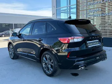 Ford  Kuga 2.5 Duratec FHEV AWD ST-Line X Hybrid