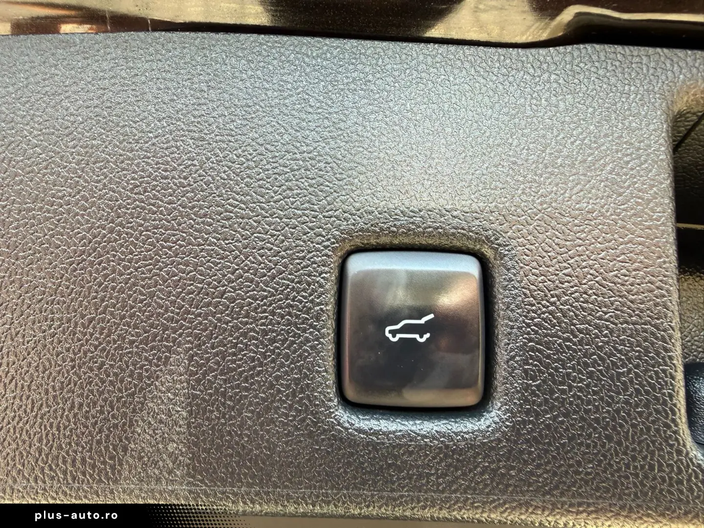 Ford  Kuga 2.5 Duratec FHEV AWD ST-Line X Hybrid