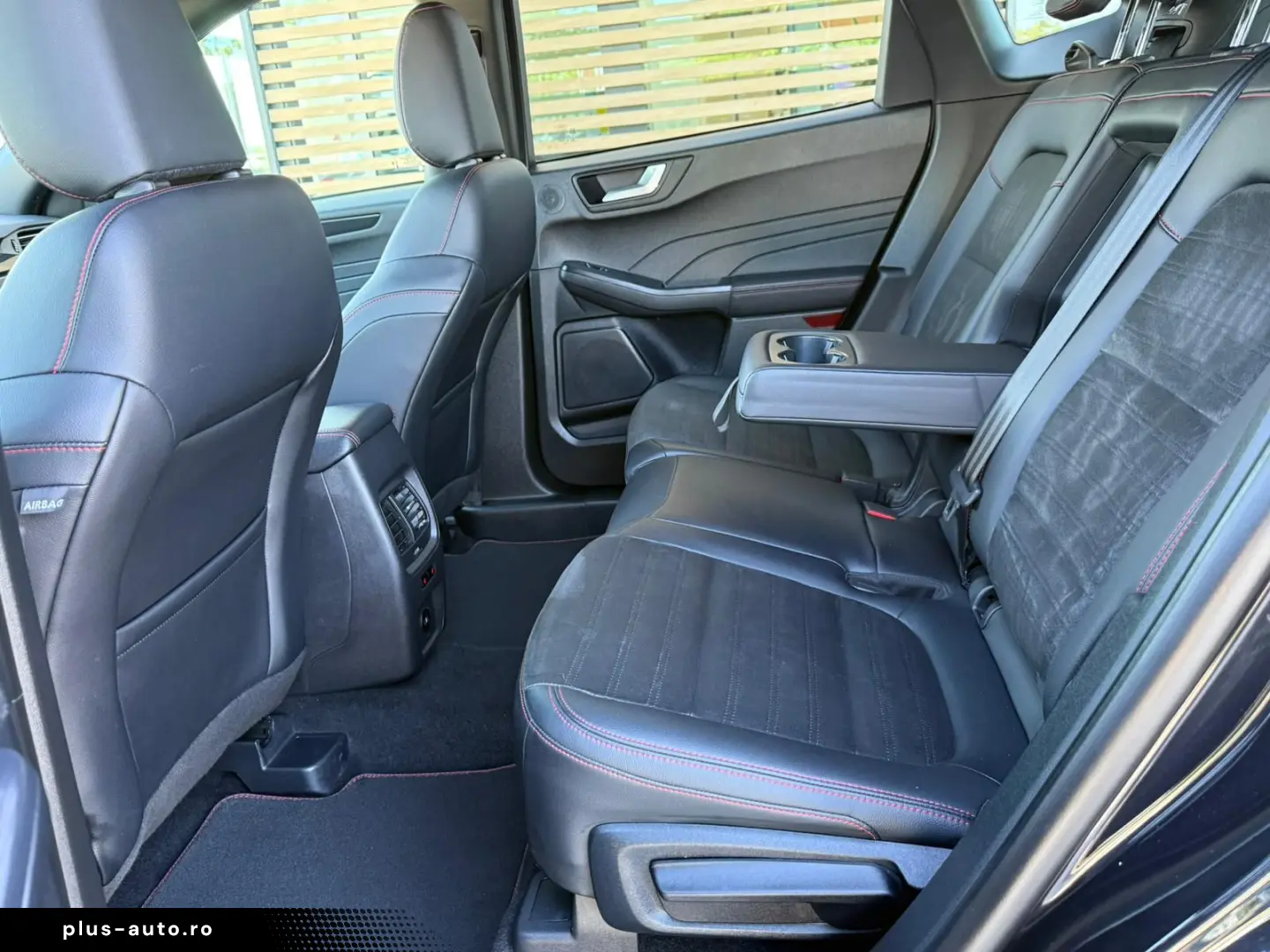 Ford  Kuga 2.5 Duratec FHEV AWD ST-Line X Hybrid