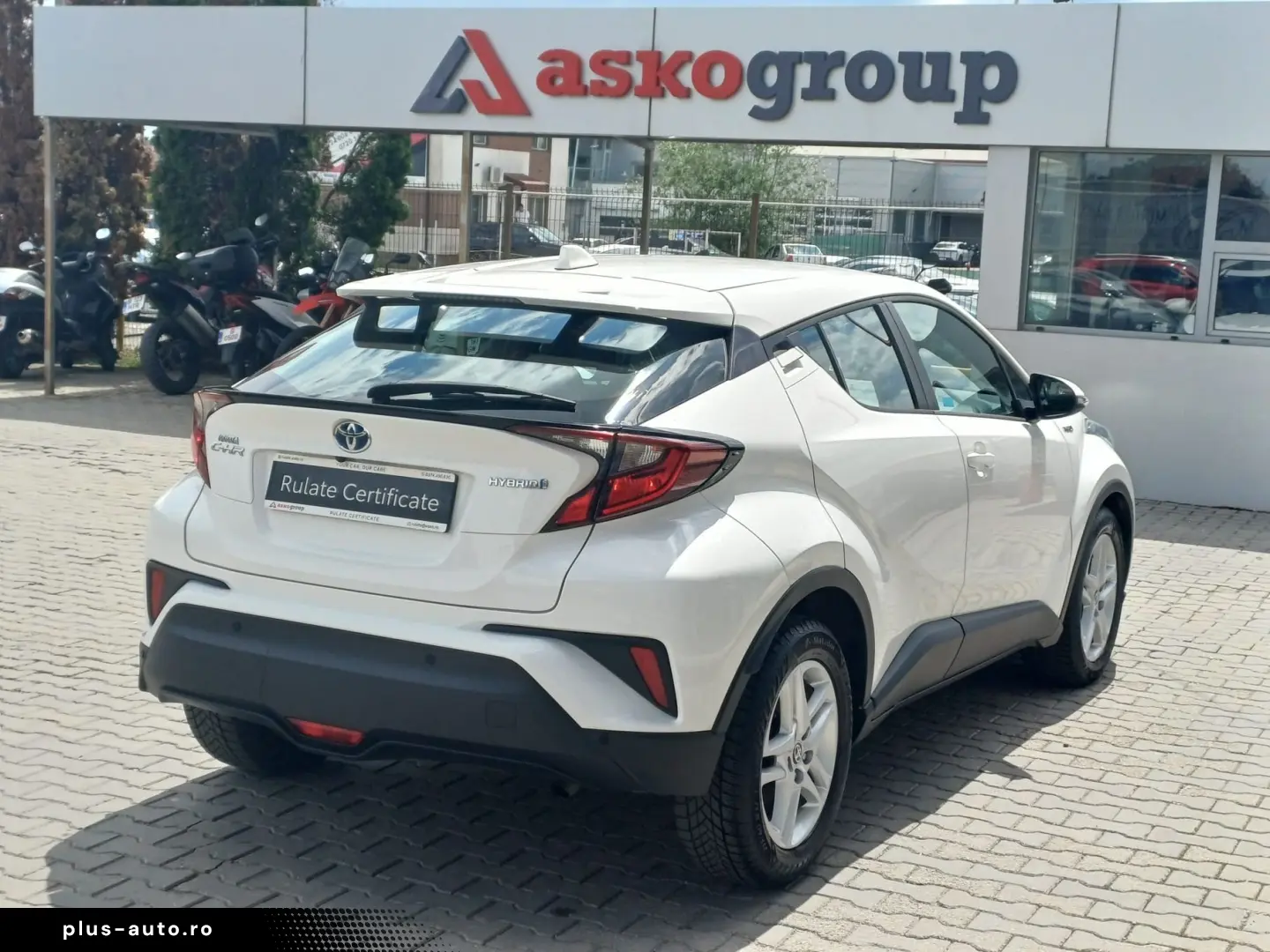 Toyota C-HR 1.8 HYBRID 122 CP CVT