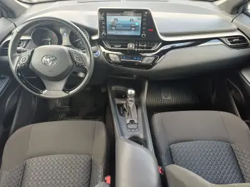 Toyota C-HR 1.8 HYBRID 122 CP CVT