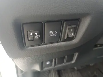 Toyota C-HR 1.8 HYBRID 122 CP CVT