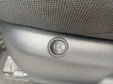 Toyota C-HR 1.8 HYBRID 122 CP CVT
