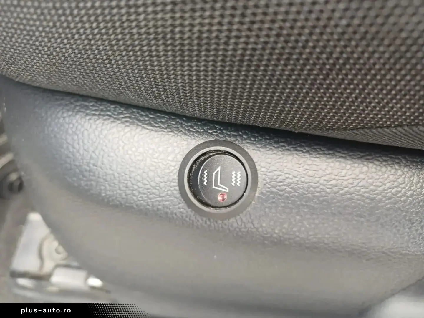 Toyota C-HR 1.8 HYBRID 122 CP CVT