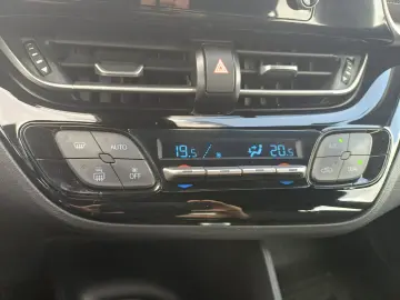 Toyota C-HR 1.8 HYBRID 122 CP CVT