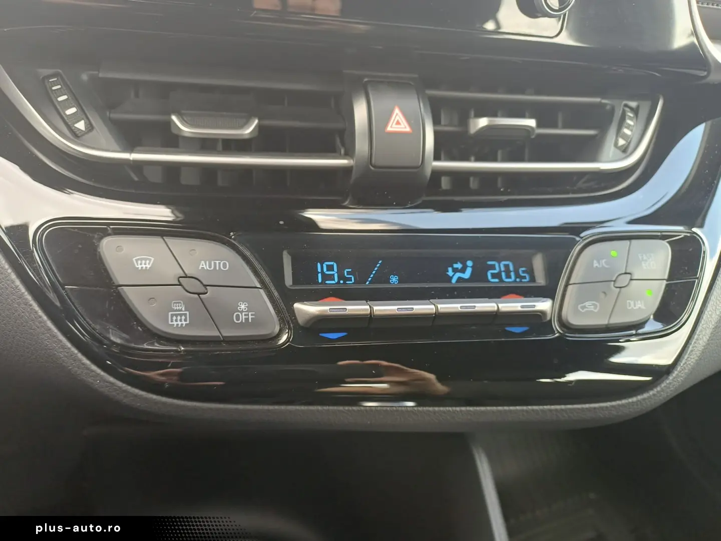 Toyota C-HR 1.8 HYBRID 122 CP CVT