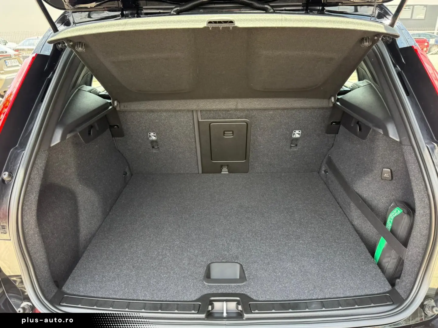 Volvo Xc-40