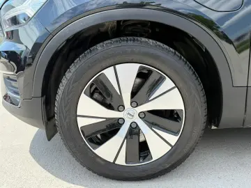 Volvo Xc-40