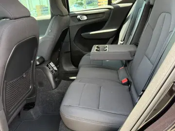 Volvo Xc-40