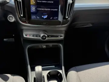 Volvo Xc-40