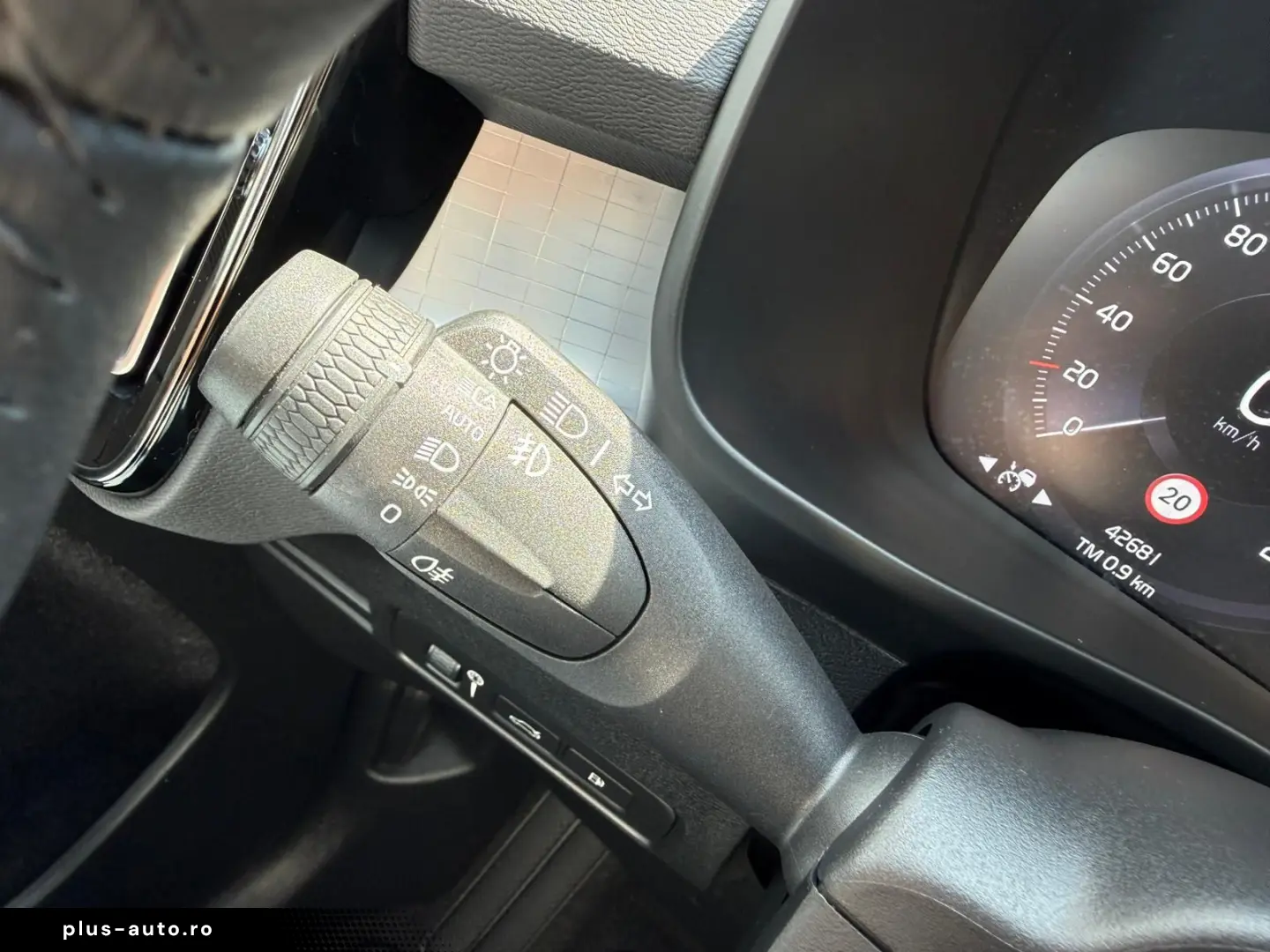 Volvo Xc-40