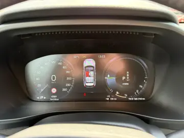Volvo Xc-40