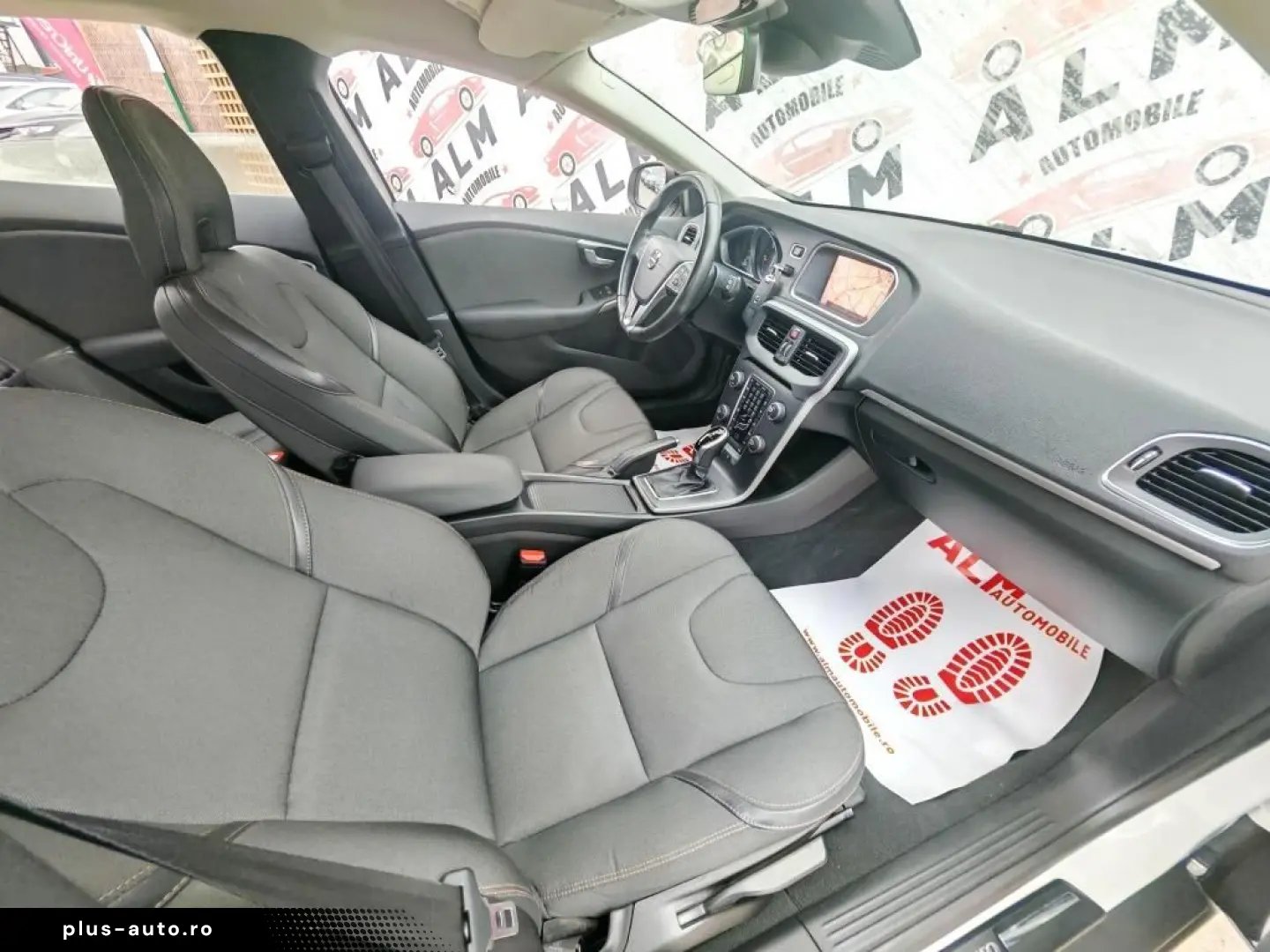 Volvo V40 Automat Crosscountry 2018 - Rate   Credit   Garant