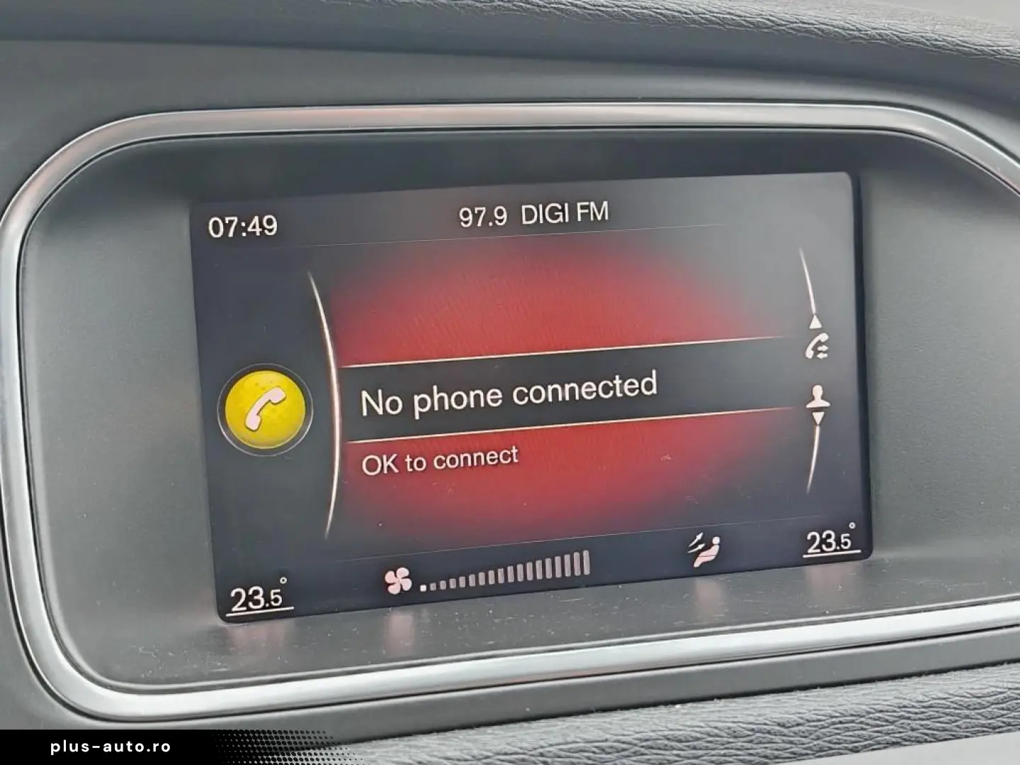 Volvo V40 Automat Crosscountry 2018 - Rate   Credit   Garant