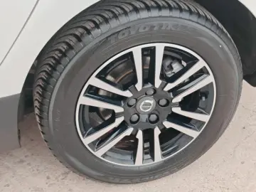 Volvo V40 Automat Crosscountry 2018 - Rate   Credit   Garant