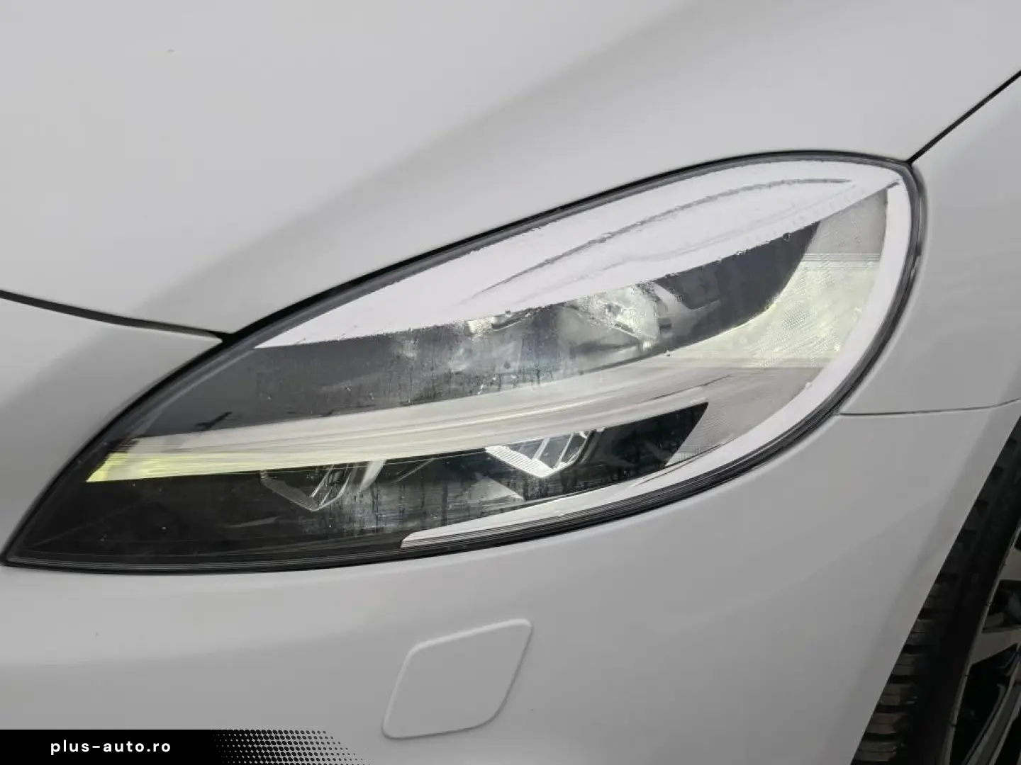 Volvo V40 Automat Crosscountry 2018 - Rate   Credit   Garant