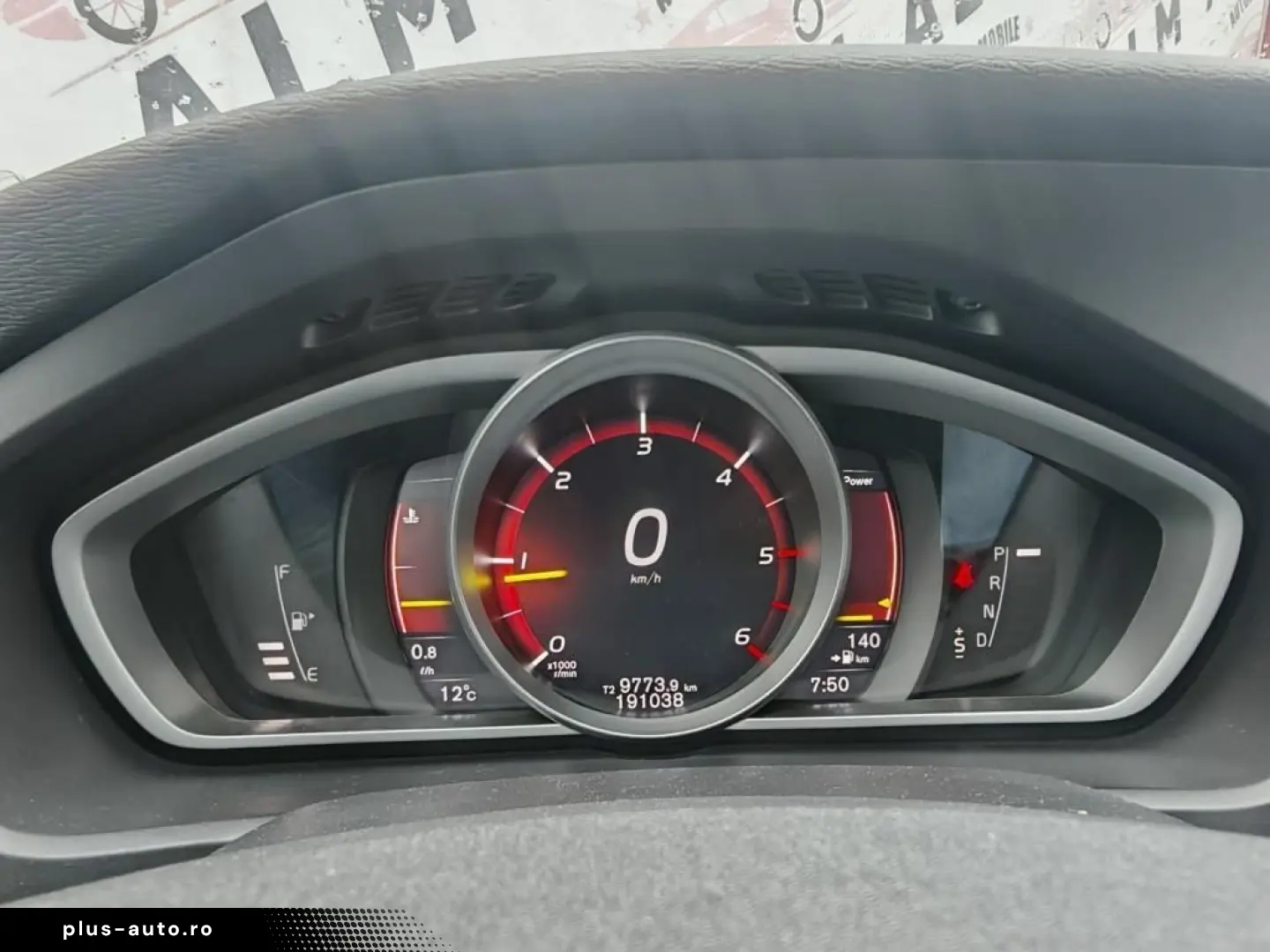 Volvo V40 Automat Crosscountry 2018 - Rate   Credit   Garant