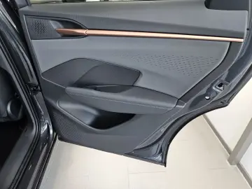 Noul Cupra Terramar 1.5 e-TSI DSG7 MHEV 150CP