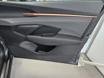 Noul Cupra Terramar 1.5 e-TSI DSG7 MHEV 150CP