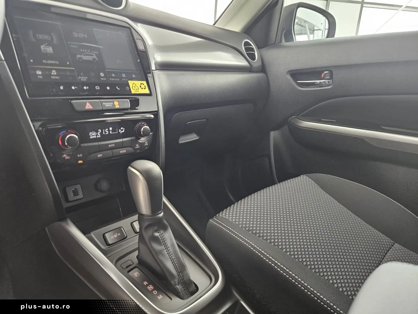 Suzuki Vitara 1.4 Boosterjet 6AT MHEV Passion 110CP