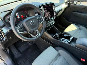 Volvo Xc-40