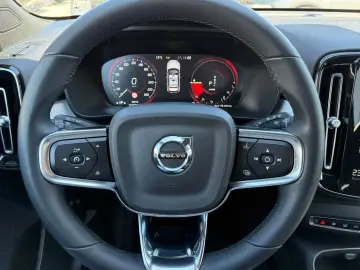 Volvo Xc-40