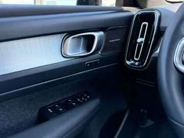 Volvo Xc-40